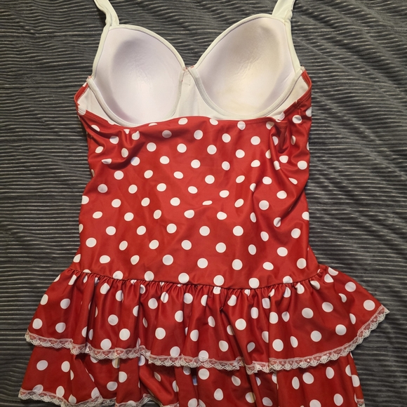 ⛱️👙Cute, Vintage Retro-Style Polka Dot Swim Suit | XL - Picture 4 of 4